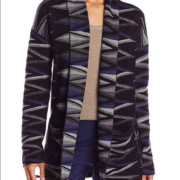 Pendleton Sweaters - Woman’s Pendleton Zigzag Cotton/Wool Blend Sweater